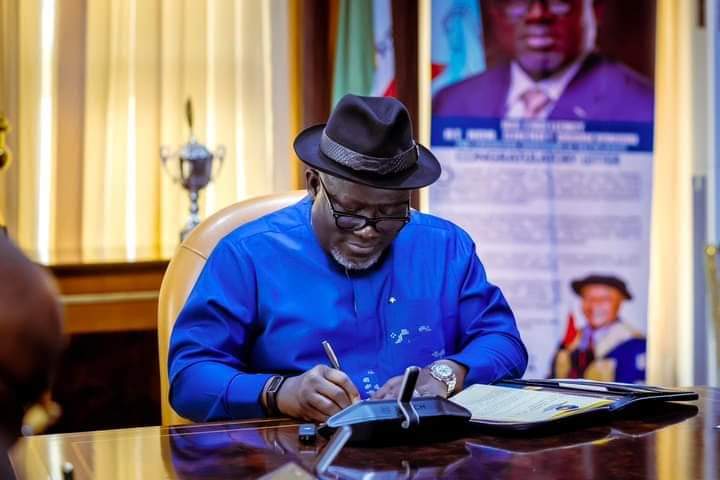 Excitement In Ogunu As Oborevwori Moves To Fix Roads *We Have Never Had It This Good – Community