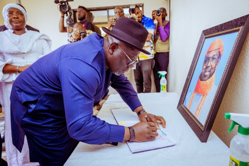 Oborevwori visits Asagba’s  family, condoles Asaba people