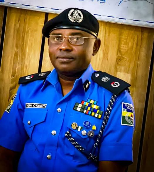 Police arrest six suspected cultists, recover four guns, six cartridges in Delta